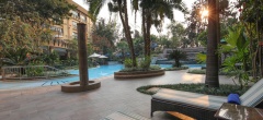 Serena hotel - pool